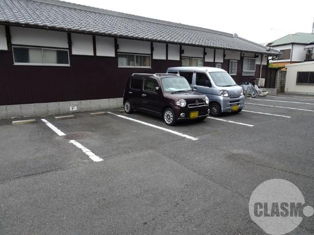 2/13 駐車場