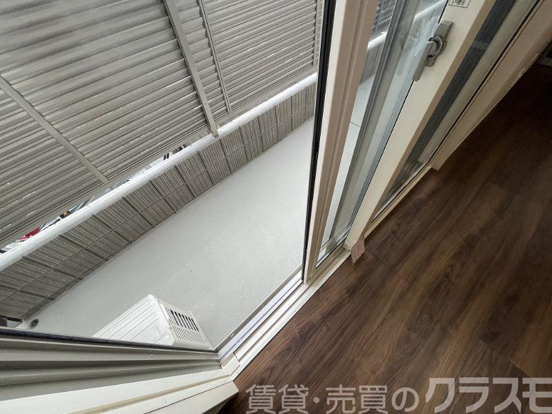 23/30 バルコニー