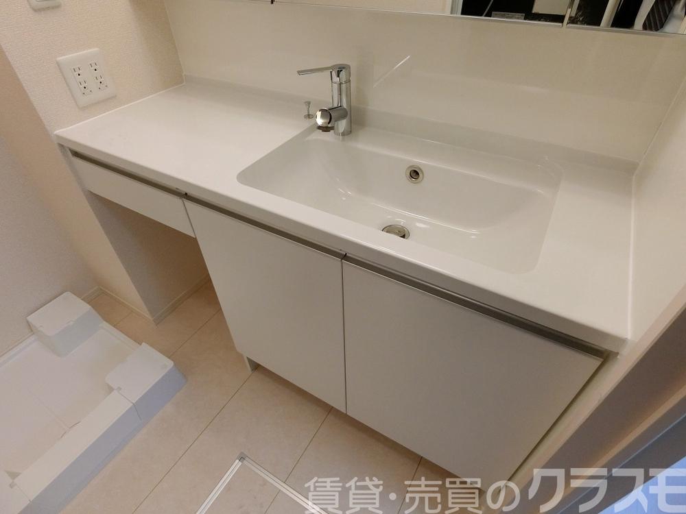 21/30 洗面