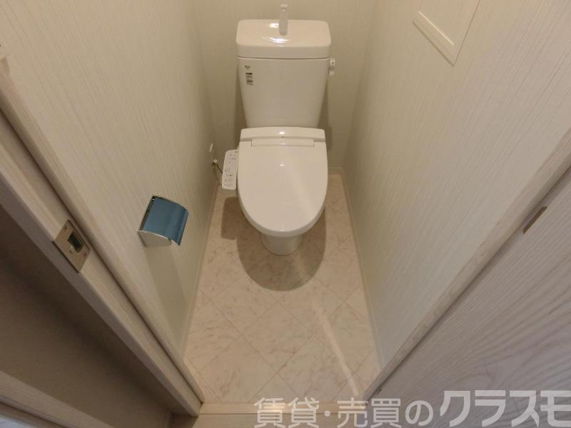 23/30 トイレ