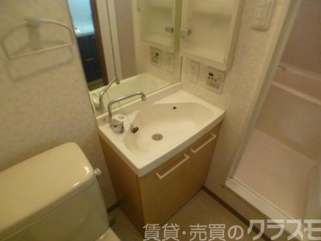 22/30 洗面