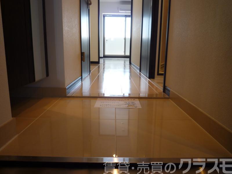 17/30 玄関