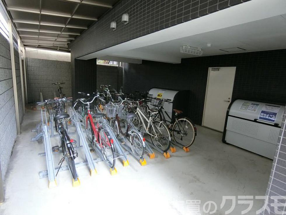 30/30 駐車場