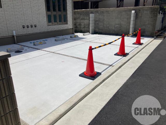 22/28 駐車場