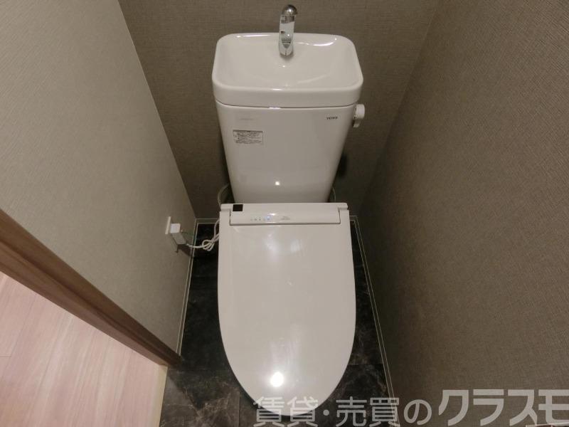 20/30 トイレ