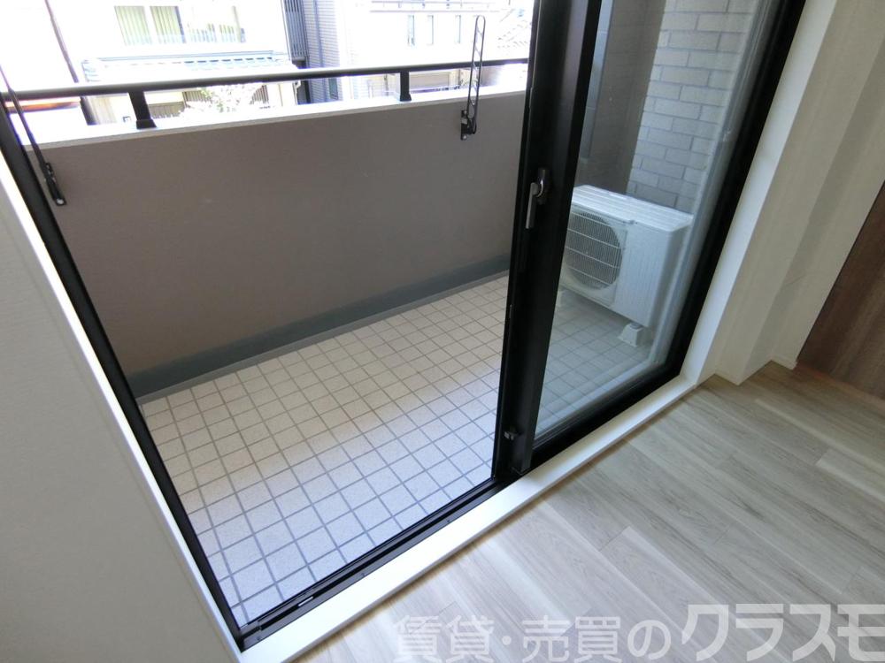 23/30 バルコニー