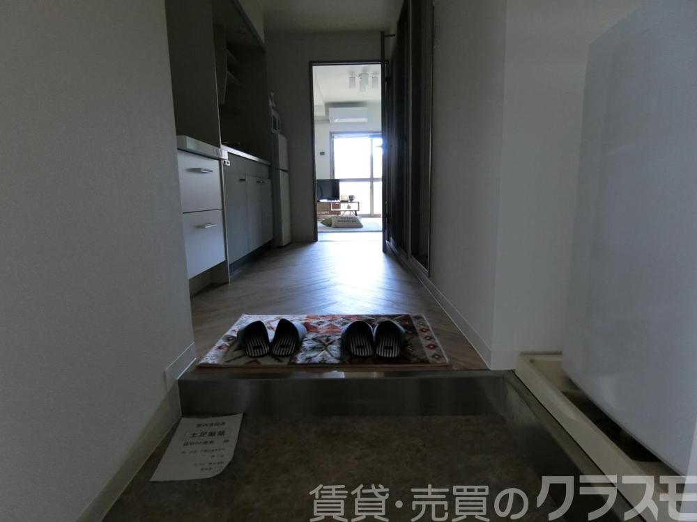 14/30 玄関