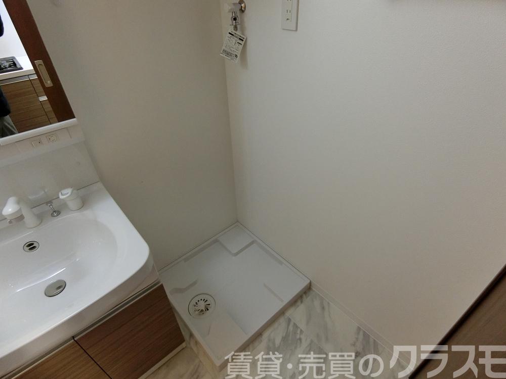 18/30 室内