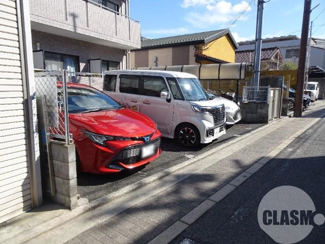 2/7 駐車場
