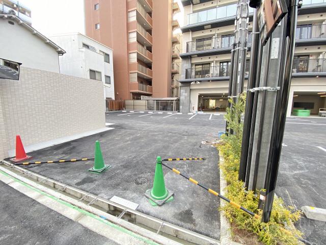 19/25 駐車場