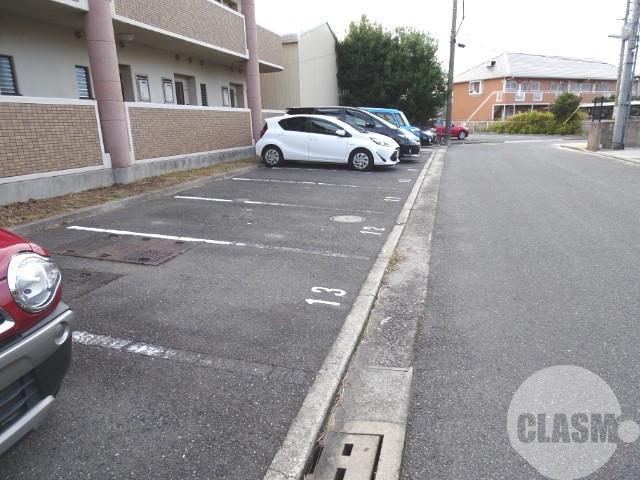 2/11 駐車場
