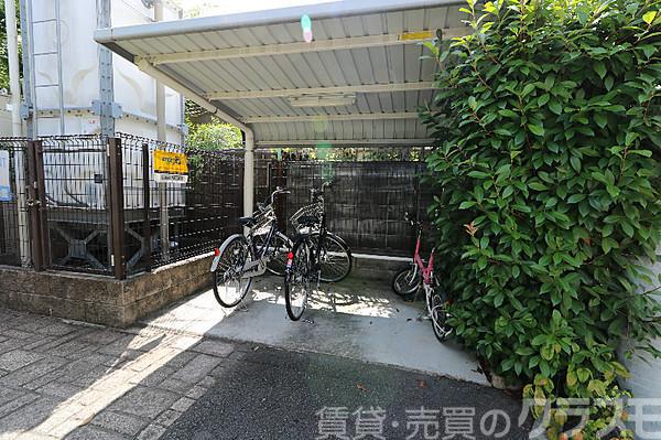 30/30 駐車場