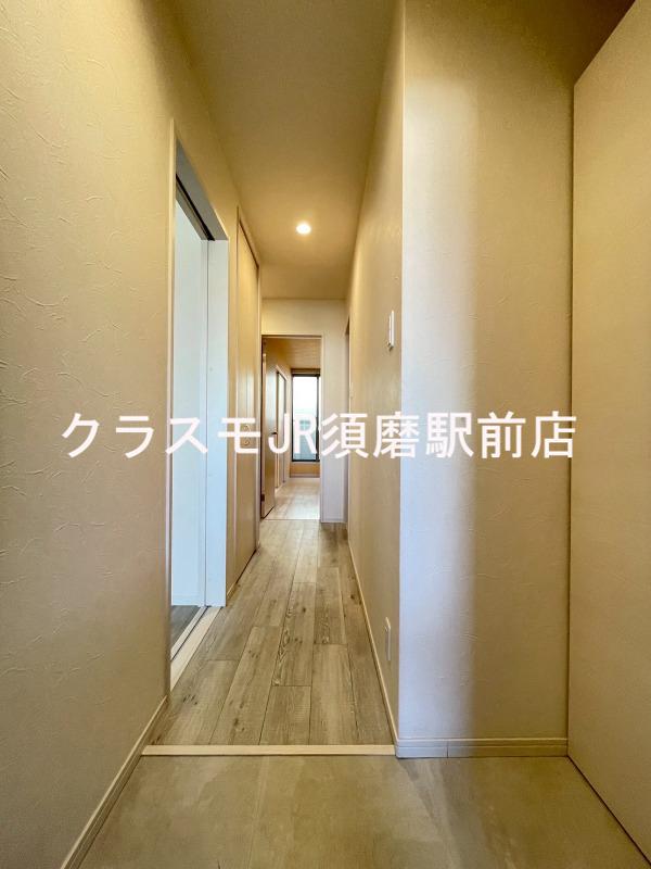 14/28 玄関