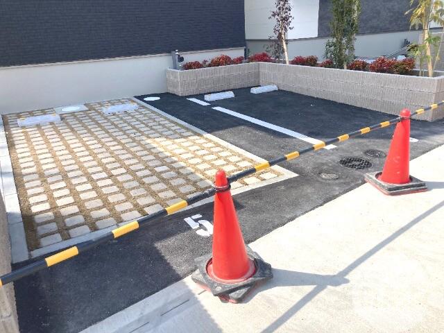 21/30 駐車場