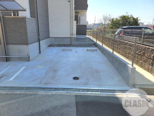 2/7 駐車場