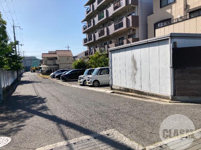 17/22 駐車場