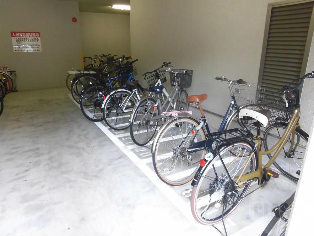 22/26 駐車場