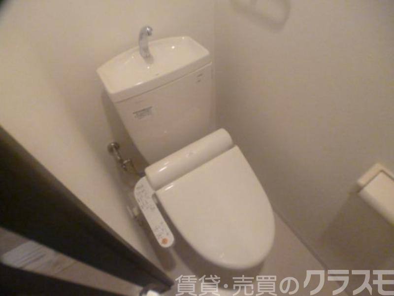 23/30 トイレ