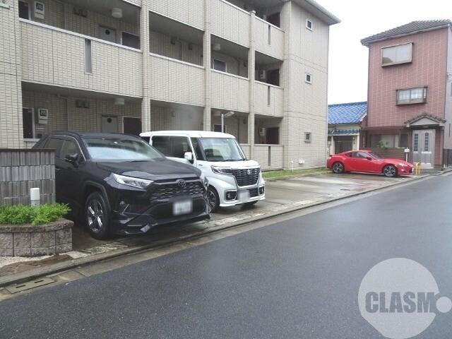 21/30 駐車場