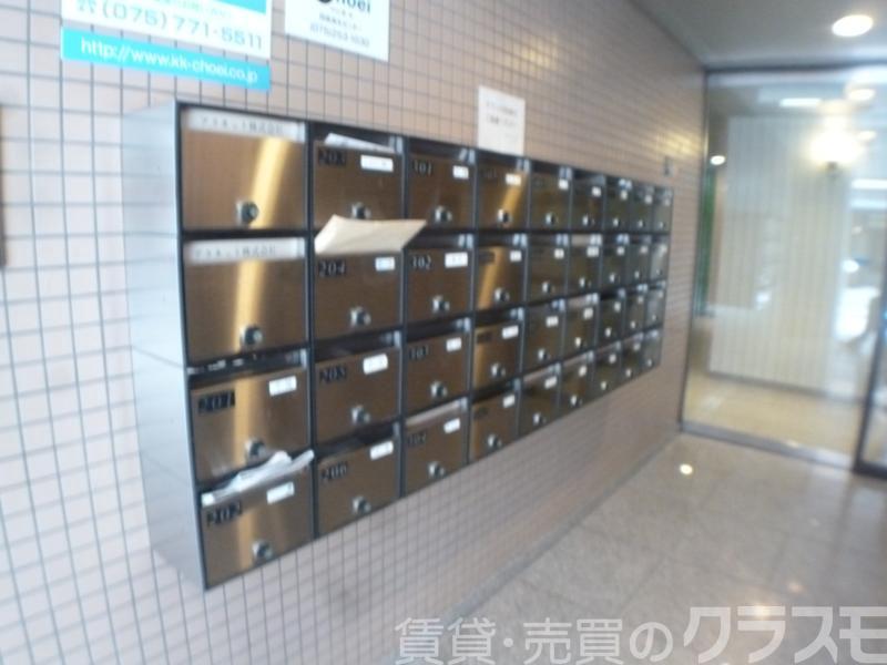 2/4 エントランス