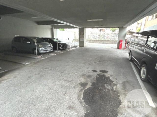 2/7 駐車場