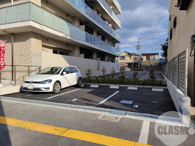 23/29 駐車場