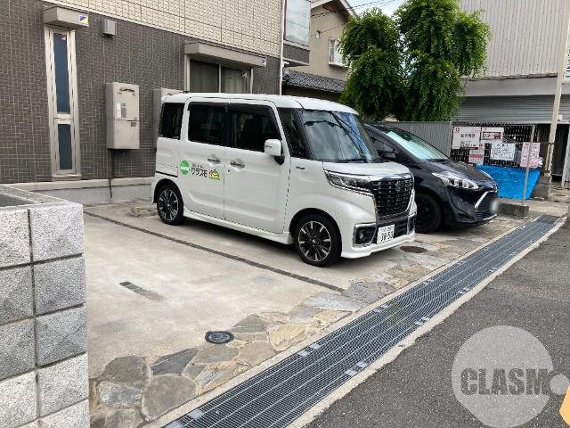 22/30 駐車場