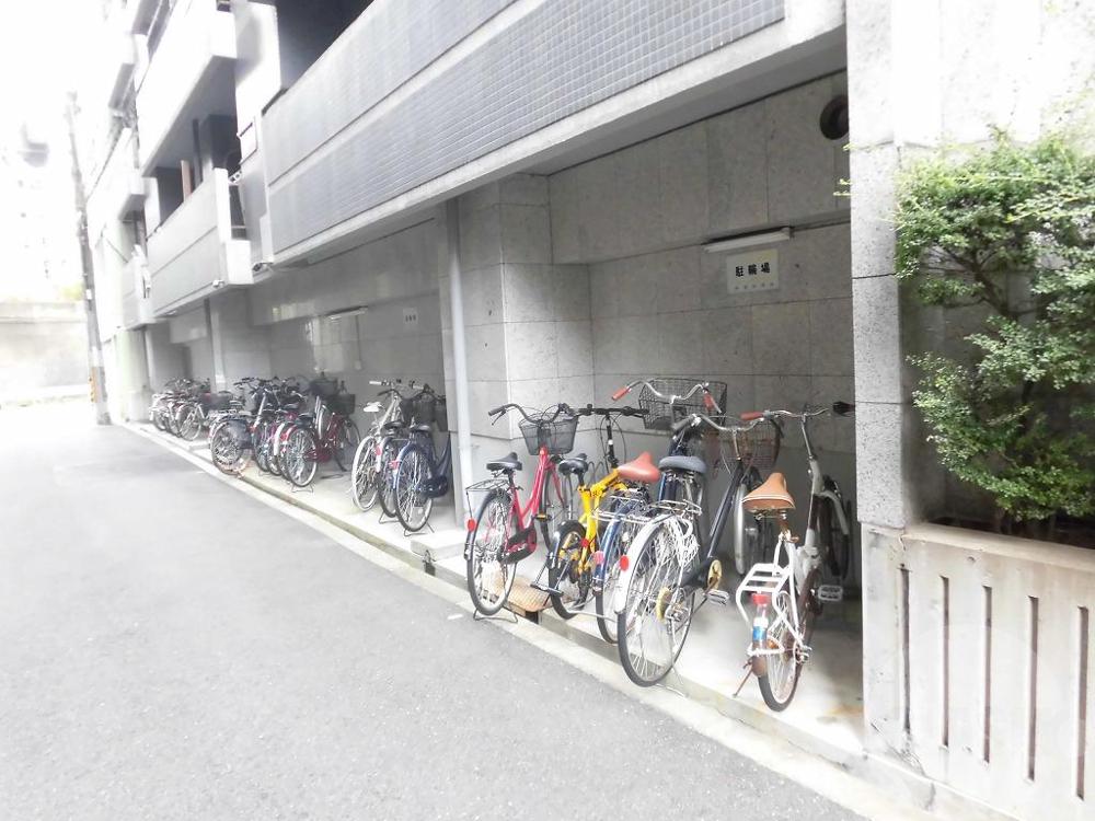 22/26 駐車場