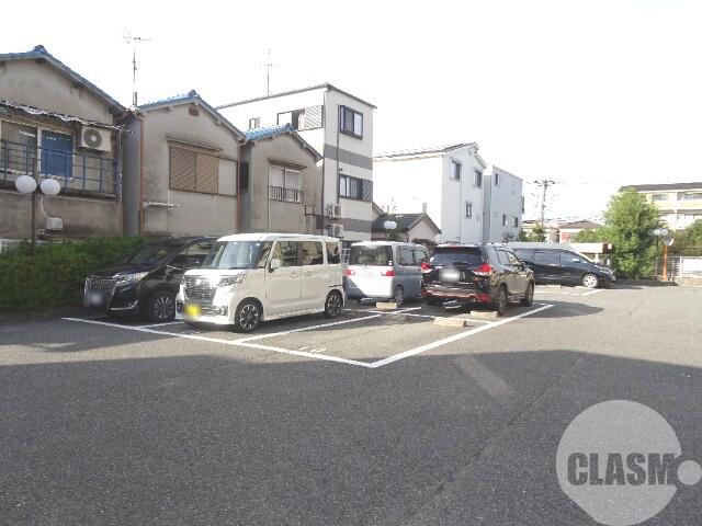19/30 駐車場