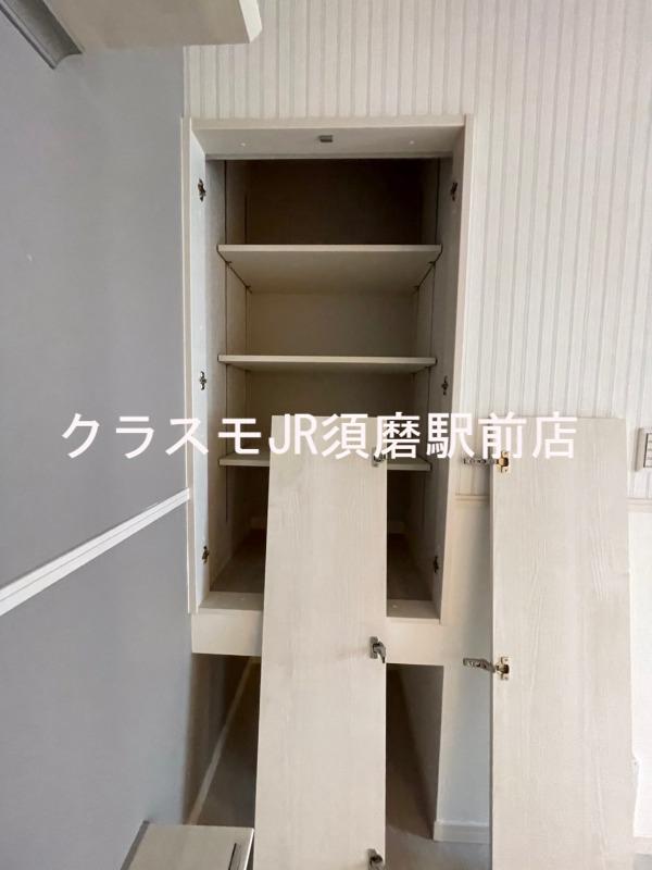 16/30 玄関