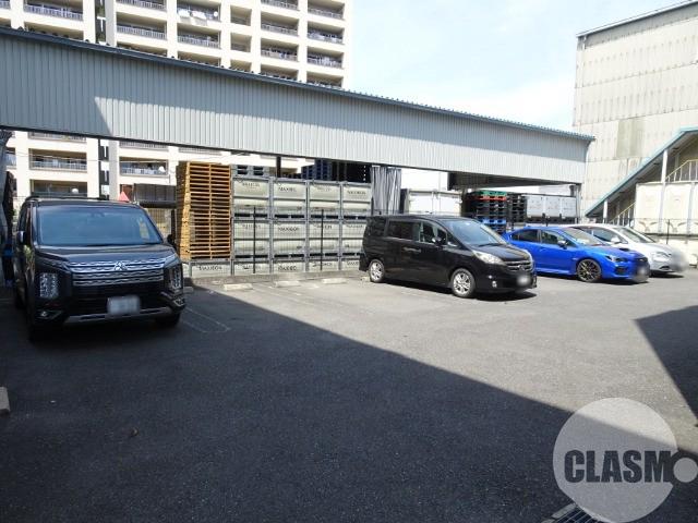 21/30 駐車場