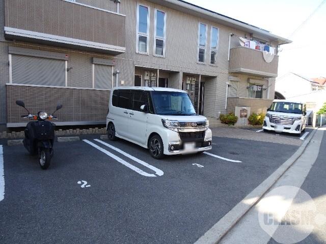2/11 駐車場