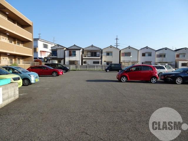 2/7 駐車場