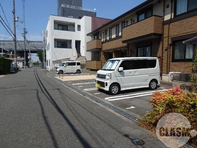 2/7 駐車場
