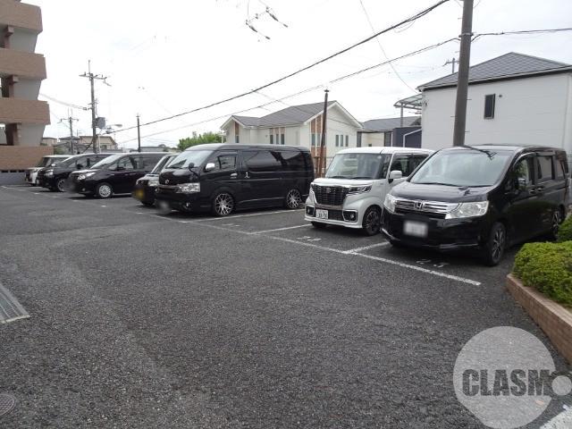 2/7 駐車場