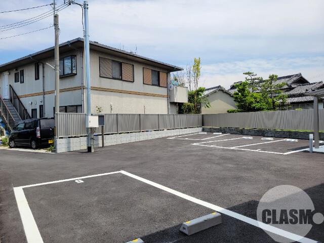 23/29 駐車場
