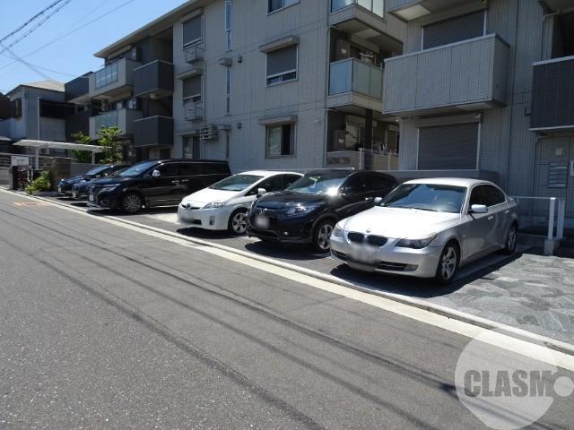 22/30 駐車場