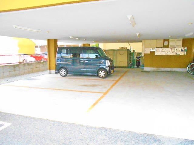 4/10 駐車場