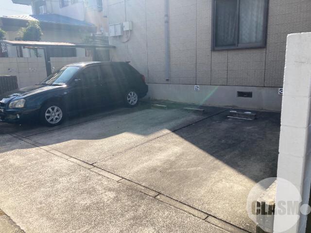 20/30 駐車場