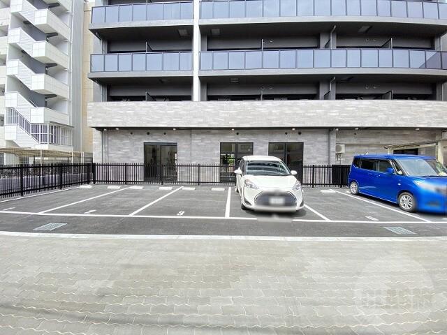 21/27 駐車場
