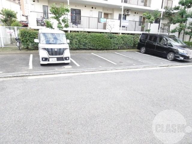 2/13 駐車場