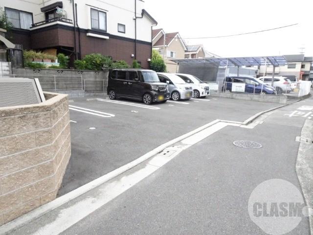 2/10 駐車場