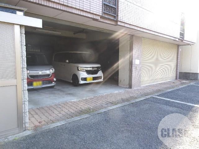 2/7 駐車場