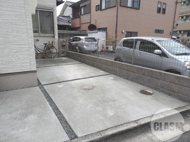 2/8 駐車場
