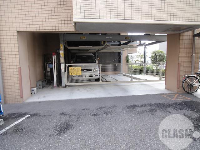 2/11 駐車場