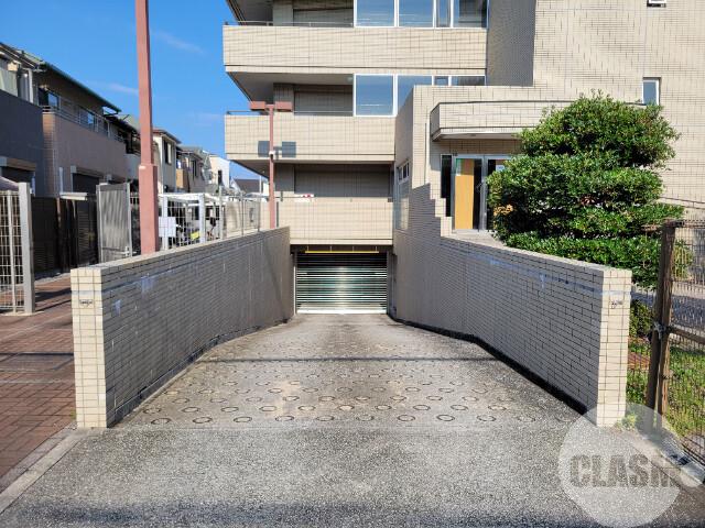 4/10 駐車場