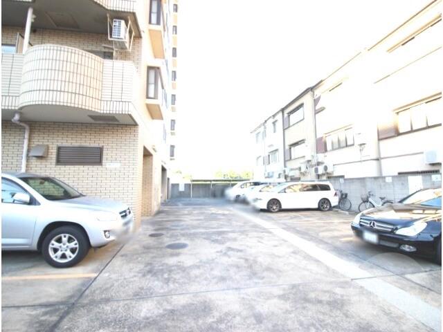 24/30 駐車場