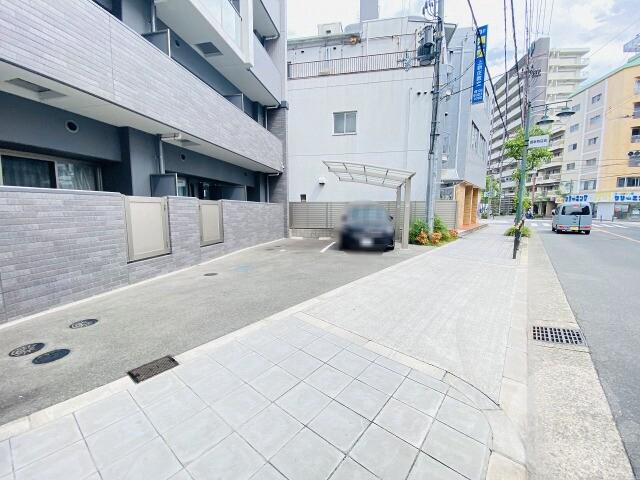20/30 駐車場