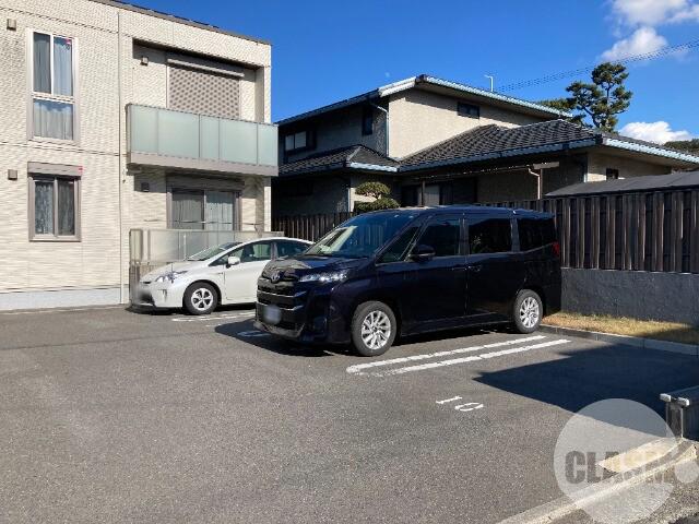 16/28 駐車場