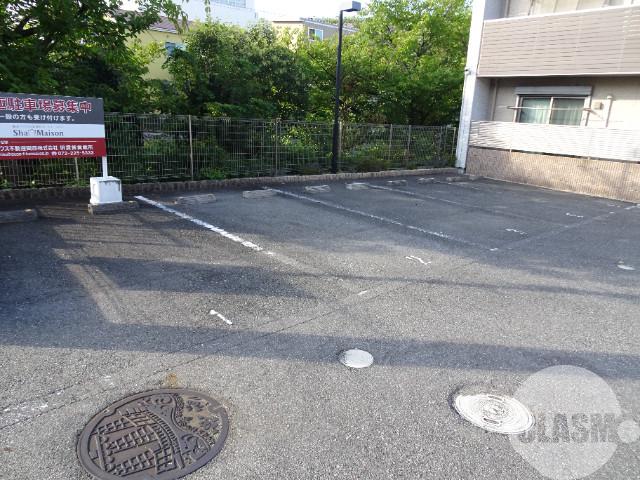 21/30 駐車場